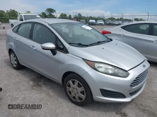 2017 Ford Fiesta S z VIN 3FADP4AJ0HM171227, wystawiony jako IAAI lot #42380556 z przebiegiem 88 558 mil mil oraz . Historia ofert i sprzedaży dostępna na DreamBid. Obrazek 1.