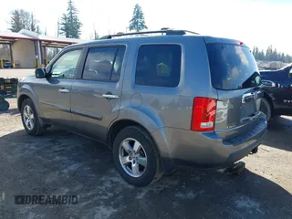2009 Honda Pilot EX-L with VIN 5FNYF48529B035811, listed as a IAAI auction lot 41883686 with 173,830 mi miles. Bid and sale history available at carsss.com. Image 3.