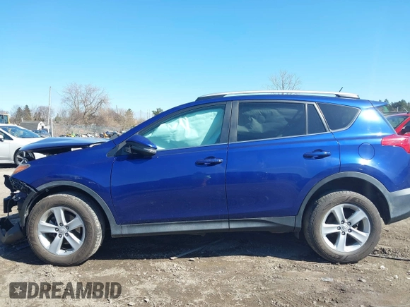 2014 Toyota RAV4 XLE with VIN 2T3RFREV4EW209162, listed as a IAAI auction lot 41802853 with 101,618 mi miles. Bid and sale history available at carsss.com. Image 14.