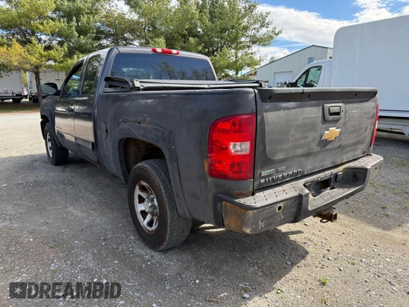 2011 Chevrolet Silverado 1500 LT with VIN 1GCRKSE36BZ260532, listed as a Copart auction lot 56358145 with 164,458 mi miles and Clean Title. Bid and sale history available at DreamBid. Image 3.