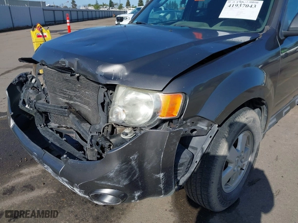 2012 Ford Escape XLT with VIN 1FMCU0D78CKC45514, listed as a IAAI auction lot 41937043 with 162,601 mi miles. Bid and sale history available at carsss.com. Image 18.