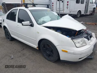 2000 Volkswagen Jetta z VIN 3VWSC29M4YM115496, wystawiony jako IAAI lot #41912780 z przebiegiem 200 439 mil mil oraz . Historia ofert i sprzedaży dostępna na DreamBid. Obrazek 1.