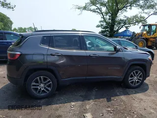 2018 Jeep Compass Latitude z VIN 3C4NJDBB4JT100129, wystawiony jako IAAI lot #42472329 z przebiegiem 178 340 mil mil oraz . Historia ofert i sprzedaży dostępna na DreamBid. Obrazek 13.