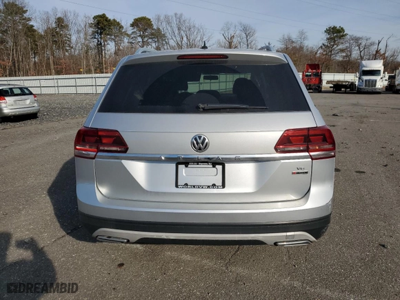 2018 Volkswagen Atlas 3.6L V6 S with VIN 1V2GR2CA7JC544532, listed as a Copart auction lot 86383994 with 123,686 mi miles and Salvage Title. Bid and sale history available at carsss.com. Image 6.