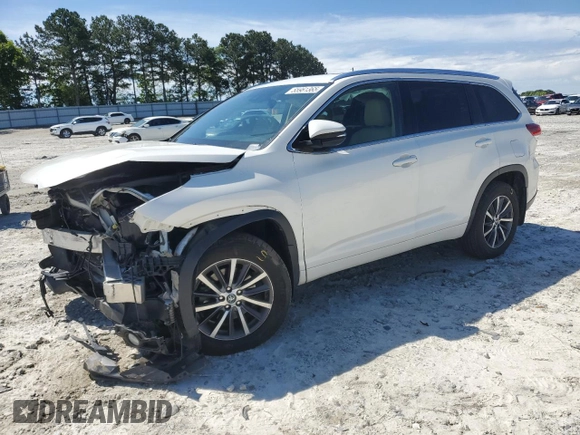 2017 Toyota Highlander XLE with VIN 5TDKZRFH3HS521741, listed as a Copart auction lot 55981365 with 91,680 mi miles and Salvage title. Bid and sale history available at DreamBid. Image 1.
