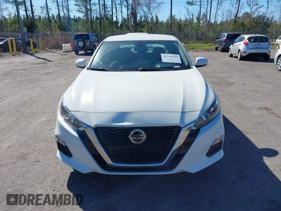 2019 Nissan Altima S with VIN 1N4BL4BV8KC102217, listed as a IAAI auction lot 41726559 with 84,310 mi miles and . Bid and sale history available at carsss.com. Image 13.