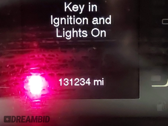 2015 Jeep Cherokee Latitude with VIN 1C4PJLCB6FW616477, listed as a IAAI auction lot 41812431 with 131,234 mi miles. Bid and sale history available at carsss.com. Image 7.