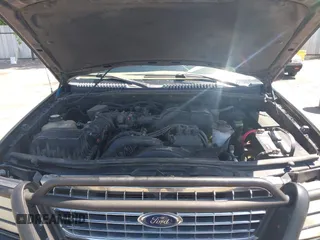 2004 Ford Explorer with VIN 1FMDU75K84UC06508, listed as a IAAI auction lot 42409986 with 208,924 mi miles and . Bid and sale history available at DreamBid. Image 10.