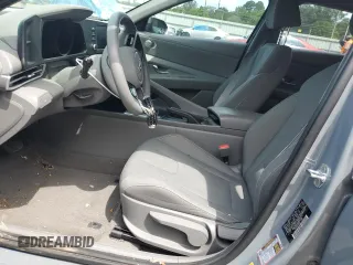 2021 Hyundai Elantra SEL z VIN KMHLM4AG3MU069277, wystawiony jako Copart lot #58504045 z przebiegiem 37 668 mil mil oraz Szkoda całkowita • Salvage title. Historia ofert i sprzedaży dostępna na DreamBid. Obrazek 7.