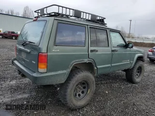 2000 Jeep Cherokee Classic with VIN 1J4FF58S3YL104384, listed as a Copart auction lot 46645415 with 253,730 mi miles and Salvage Title. Bid and sale history available at carsss.com. Image 3.