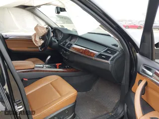 2009 BMW X5 30i with VIN 5UXFE43589L274468, listed as a IAAI auction lot 41557852 with 1 mi miles. Bid and sale history available at carsss.com. Image 5.