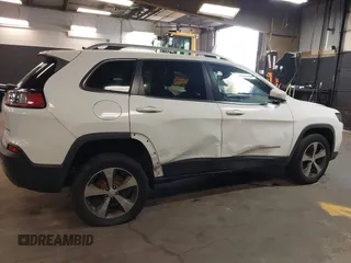 2019 Jeep Cherokee Limited z VIN 1C4PJMDXXKD294822, wystawiony jako IAAI lot #41995583 z przebiegiem 135 688 mil mil oraz . Historia ofert i sprzedaży dostępna na DreamBid. Obrazek 6.