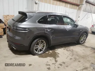 2022 Porsche Cayenne E-Hybrid with VIN WP1AE2AY9NDA27007, listed as a Copart auction lot 89154955 with 11,059 mi miles and Salvage title. Bid and sale history available at DreamBid. Image 3.