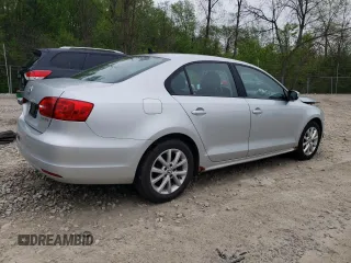 2011 Volkswagen Jetta SE with VIN 3VWDX7AJXBM342565, listed as a Copart auction lot 56193955 with 113,167 mi miles and Salvage title. Bid and sale history available at DreamBid. Image 3.