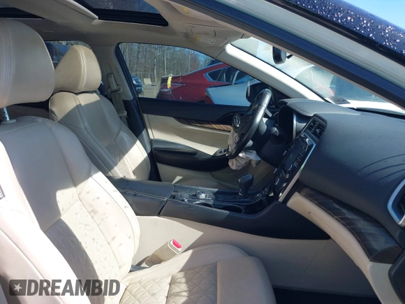 2016 Nissan Maxima SL z VIN 1N4AA6AP8GC413489, wystawiony jako IAAI lot #41899453 z przebiegiem 133 823 mil mil oraz . Historia ofert i sprzedaży dostępna na DreamBid. Obrazek 5.