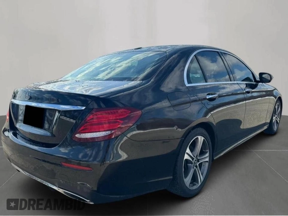 2020 Mercedes-Benz E-Class E 350 with VIN WDDZF8DB1LA732898, listed as a Copart auction lot 54982715 with 147,339 mi miles and Clean Title. Bid and sale history available at carsss.com. Image 4.