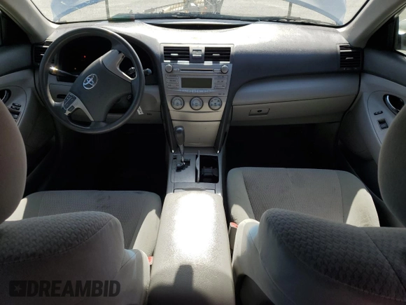 2010 Toyota Camry z VIN 4T1BF3EK0AU006776, wystawiony jako Copart lot #58246615 z przebiegiem 222 002 mil mil oraz Szkoda całkowita • Salvage title. Historia ofert i sprzedaży dostępna na DreamBid. Obrazek 8.