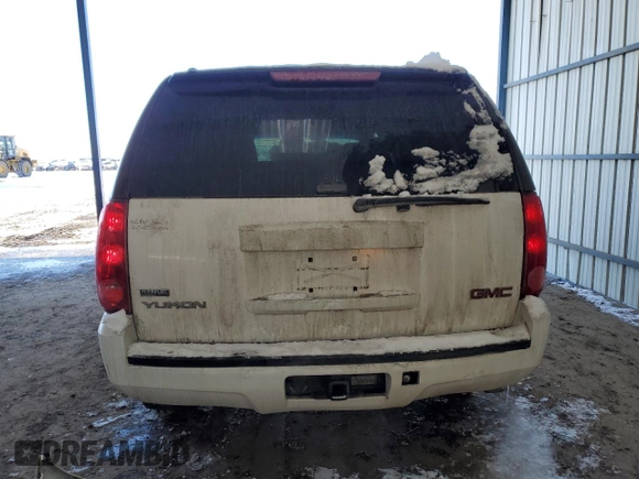 2007 GMC Yukon SLT with VIN 1GKFC13047R210615, listed as a Copart auction lot 88740225 with 261,616 mi miles and Salvage Title. Bid and sale history available at carsss.com. Image 6.