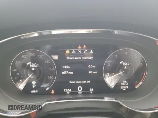 2022 Bentley Bentayga V8 z VIN SJAAM2ZV4NC011285, wystawiony jako Copart lot #75246624 z przebiegiem 33 179 mil mil oraz Nie do naprawy. Historia ofert i sprzedaży dostępna na DreamBid. Obrazek 9.