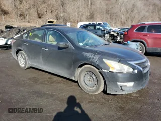 2015 Nissan Altima S with VIN 1N4AL3AP7FN873870, listed as a Copart auction lot 46991785 with 218,223 mi miles and Clean Title. Bid and sale history available at DreamBid. Image 4.