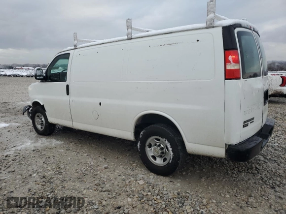 2014 Chevrolet Express Cargo Van with VIN 1GCWGFBA9E1122629, listed as a Copart auction lot 81180664 with 166,832 mi miles and Clean Title. Bid and sale history available at carsss.com. Image 2.