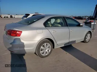 2012 Volkswagen Jetta SE with VIN 3VWDX7AJXCM341336, listed as a Copart auction lot 62117055 with 110,492 mi miles and Salvage title. Bid and sale history available at DreamBid. Image 3.