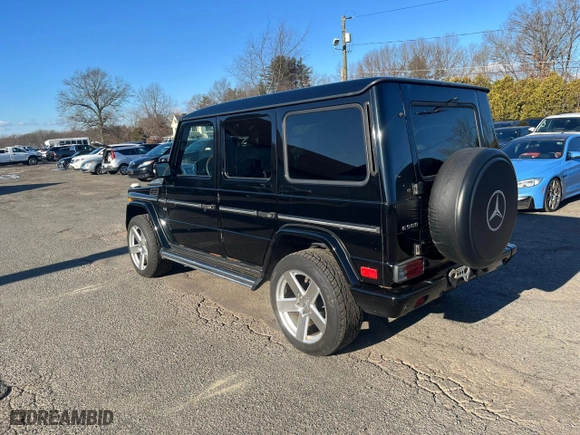 2005 Mercedes-Benz G-Class with VIN WDCYR49EX5X160815, listed as a Copart auction lot 85263464 with 99,770 mi miles and Clean Title. Bid and sale history available at carsss.com. Image 2.