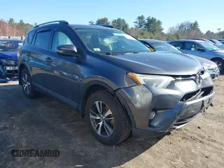 2018 Toyota RAV4 XLE with VIN 2T3RFREV5JW722012, listed as a IAAI auction lot 41830170 with 68,917 mi miles. Bid and sale history available at carsss.com. Image 1.