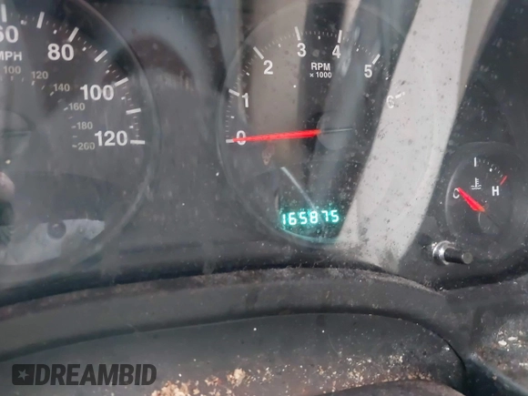 2013 Jeep Patriot Latitude with VIN 1C4NJPFB7DD251536, listed as a IAAI auction lot 41985457 with 165,875 mi miles. Bid and sale history available at carsss.com. Image 7.
