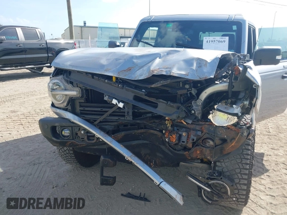 2023 Ford Bronco with VIN 1FMEE5DP1PLB89368, listed as a IAAI auction lot 41957069 with 14,387 mi miles. Bid and sale history available at carsss.com. Image 6.