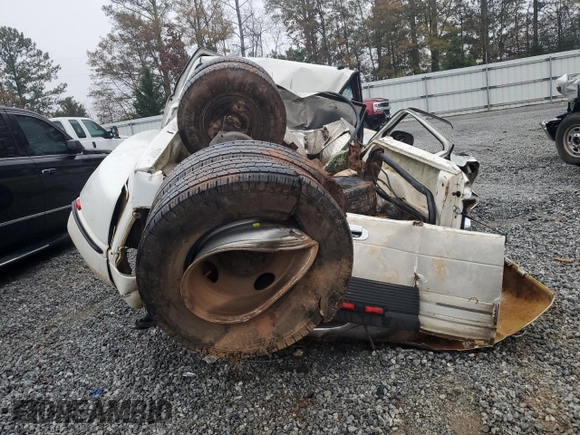 1998 Dodge 3500 with VIN 3B7MC36D4WM237391, listed as a Copart auction lot 81355444 with Not Provided miles and Salvage Title. Bid and sale history available at DreamBid. Image 6.