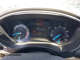 2015 Ford Fusion SE with VIN 3FA6P0H71FR258615, listed as a IAAI auction lot 41994439 with 185,410 mi miles and . Bid and sale history available at carsss.com. Image 7.