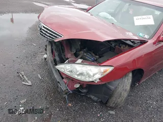 2006 Toyota Camry STD z VIN 4T1BE32K36U165094, wystawiony jako IAAI lot #41920150 z przebiegiem 136 986 mil mil oraz . Historia ofert i sprzedaży dostępna na DreamBid. Obrazek 6.