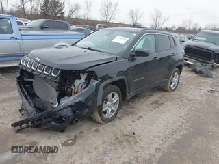 2022 Jeep Compass Latitude with VIN 3C4NJDBB9NT216660, listed as a IAAI auction lot 41505717 with 23,605 mi miles and . Bid and sale history available at DreamBid. Image 2.