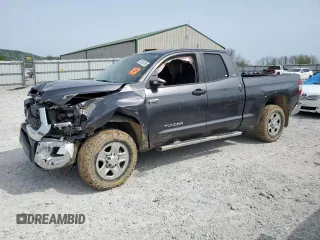 2018 Toyota Tundra SR with VIN 5TFUW5F18JX754382, listed as a Copart auction lot 53284795 with 196,350 mi miles and Salvage title. Bid and sale history available at DreamBid. Image 1.