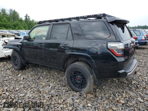 2021 Toyota 4Runner TRD Off Road Premium with VIN JTERU5JR8M5944901, listed as a Copart auction lot 53249555 with Not provided miles and Salvage title. Bid and sale history available at DreamBid. Image 2.