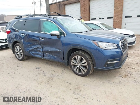 2021 Subaru Ascent Touring with VIN 4S4WMARD3M3453698, listed as a IAAI auction lot 41689786 with 32,873 mi miles. Bid and sale history available at carsss.com. Image 1.