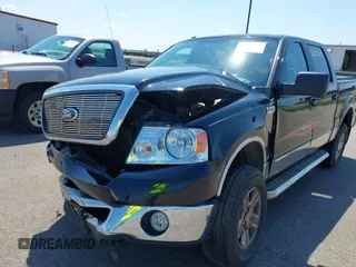 2007 Ford F-150 XLT z VIN 1FTPW14V67KB13295, wystawiony jako IAAI lot #42585123 z przebiegiem 66 173 mil mil oraz . Historia ofert i sprzedaży dostępna na DreamBid. Obrazek 13.