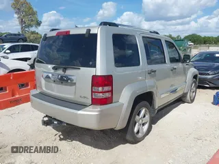2008 Jeep Liberty Limited with VIN 1J8GP58K58W280450, listed as a IAAI auction lot 41958466 with 215,881 mi miles and . Bid and sale history available at carsss.com. Image 4.