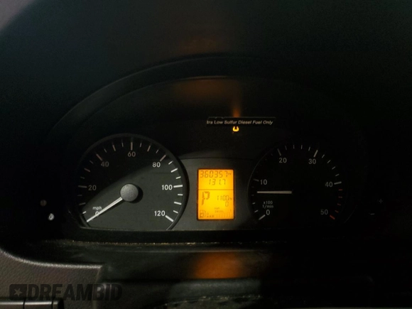 2011 Freightliner Sprinter z VIN WDRPE8CC7B5506404, wystawiony jako Copart lot #55090695 z przebiegiem 360 357 mil mil oraz Czysty tytuł • Clean title. Historia ofert i sprzedaży dostępna na DreamBid. Obrazek 9.