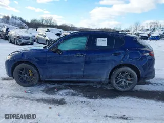 2021 Alfa Romeo Stelvio Ti with VIN ZASPAKBN1M7D09433, listed as a IAAI auction lot 41378468 with 31,717 mi miles. Bid and sale history available at carsss.com. Image 14.