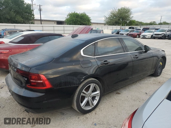 2018 Volvo S90 Momentum with VIN LVY982AK2JP019985, listed as a Copart auction lot 52828415 with 113,029 mi miles and Clean Title. Bid and sale history available at carsss.com. Image 3.