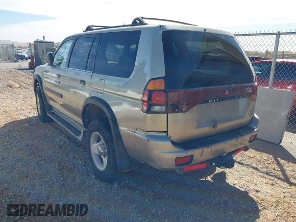 2000 Mitsubishi Montero LS z VIN JA4MT31HXYP020087, wystawiony jako IAAI lot #41540609 z przebiegiem 262 474 mil mil oraz . Historia ofert i sprzedaży dostępna na DreamBid. Obrazek 3.