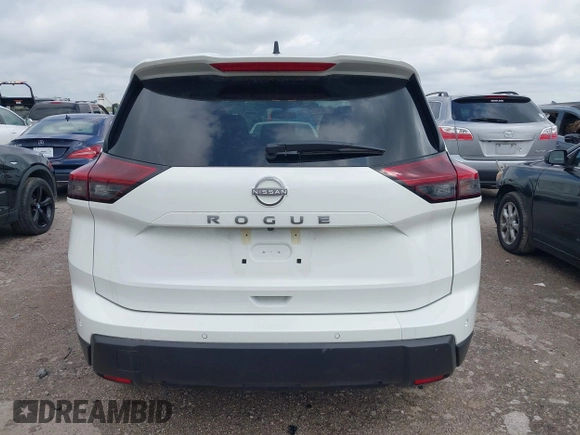 2024 Nissan Rogue S with VIN 5N1BT3AA2RC759541, listed as a IAAI auction lot 42125133 with 895 mi miles and . Bid and sale history available at DreamBid. Image 16.