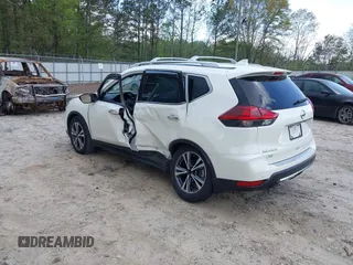 2019 Nissan Rogue SV with VIN JN8AT2MT6KW258099, listed as a IAAI auction lot 41951643 with 38,782 mi miles. Bid and sale history available at carsss.com. Image 3.