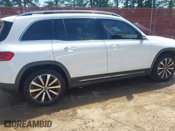 2022 Mercedes-Benz GLB 250 с VIN W1N4M4GB0NW258262, выставлен на аукционе IAAI как лот 41979739 с пробегом 43 877 миль миль и . История ставок и продаж доступна на DreamBid. Изображение 13.