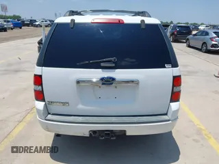 2010 Ford Explorer XLT z VIN 1FMEU6DE9AUA00779, wystawiony jako IAAI lot #42341409 z przebiegiem 146 967 mil mil oraz . Historia ofert i sprzedaży dostępna na DreamBid. Obrazek 16.
