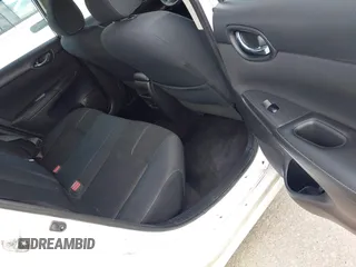 2017 Nissan Sentra SV с VIN 3N1AB7AP4HY396232, выставлен на аукционе IAAI как лот 42648811 с пробегом 158 505 миль миль и . История ставок и продаж доступна на DreamBid. Изображение 8.