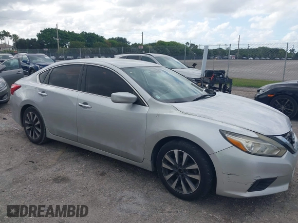 2017 Nissan Altima SV with VIN 1N4AL3AP7HC188945, listed as a IAAI auction lot 42111225 with 157,185 mi miles and . Bid and sale history available at carsss.com. Image 1.