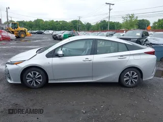 2017 Toyota Prius Plus z VIN JTDKARFPXH3034892, wystawiony jako IAAI lot #42376800 z przebiegiem 65 548 mil mil oraz . Historia ofert i sprzedaży dostępna na DreamBid. Obrazek 14.